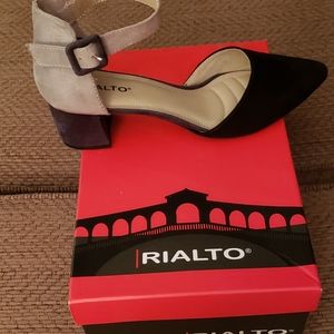 Rialto, Mayer Shoes